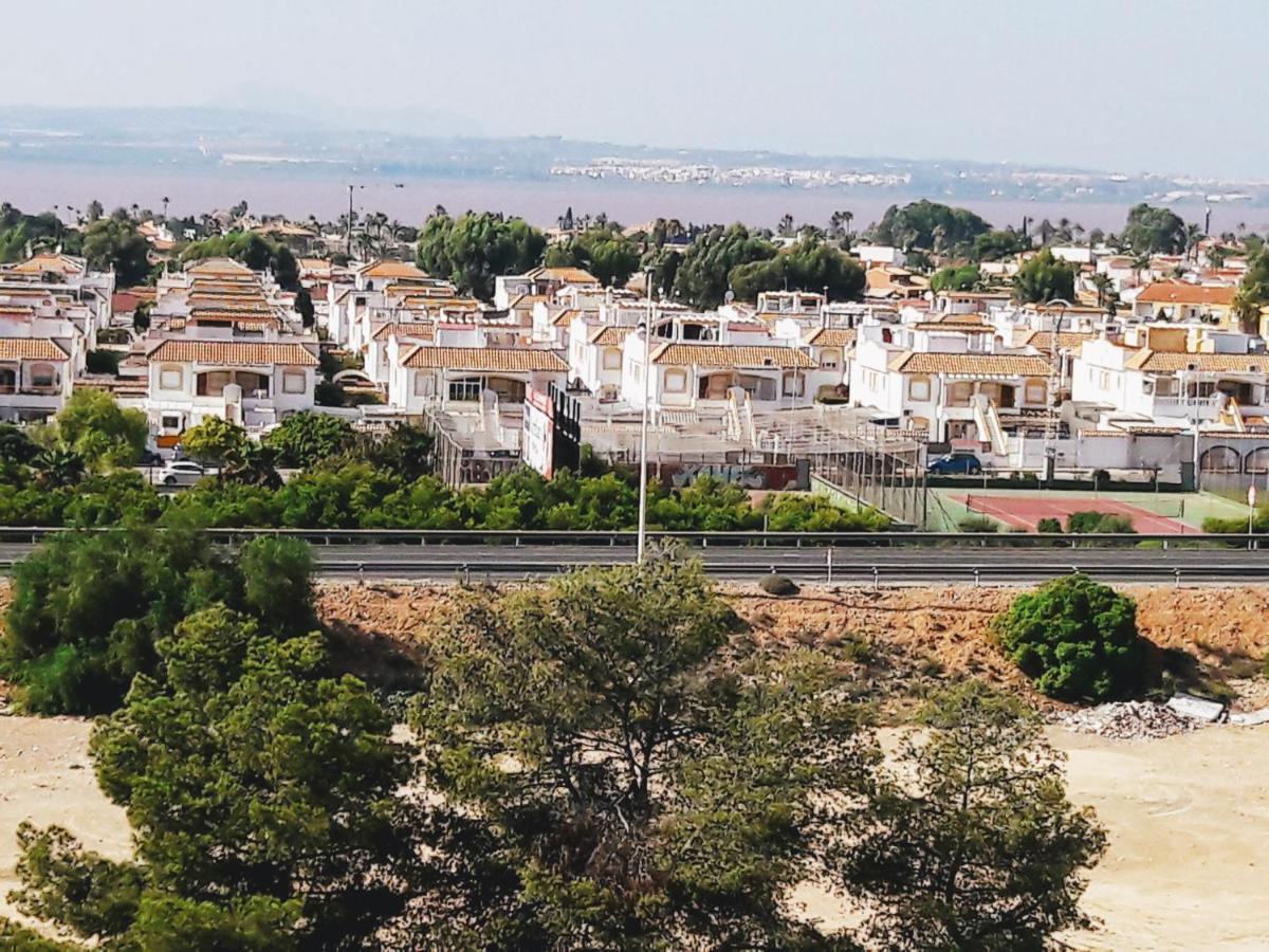 Apartament Margaret Torrevieja Buitenkant foto
