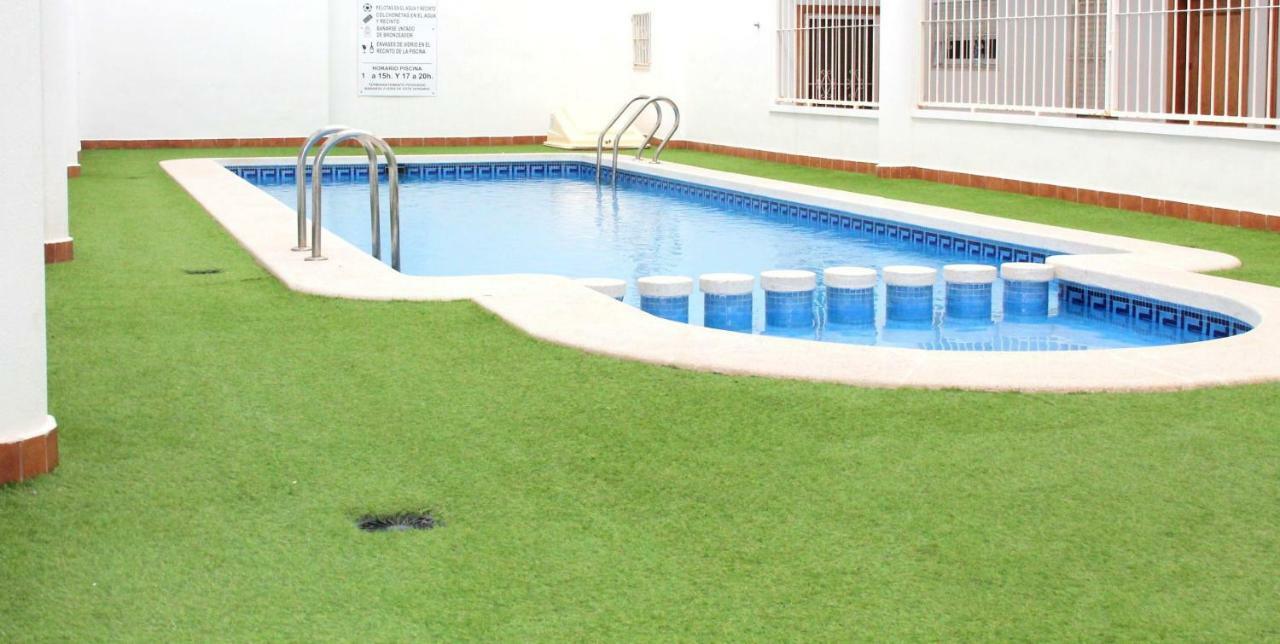 Apartament Margaret Torrevieja Buitenkant foto